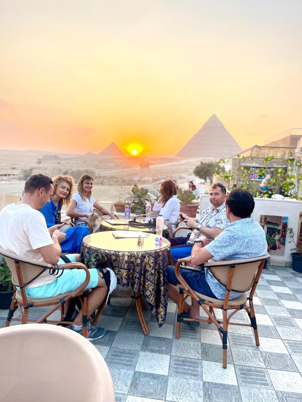Queen Cleopatra Pyramids View Kafrat al Jabal Экстерьер фото